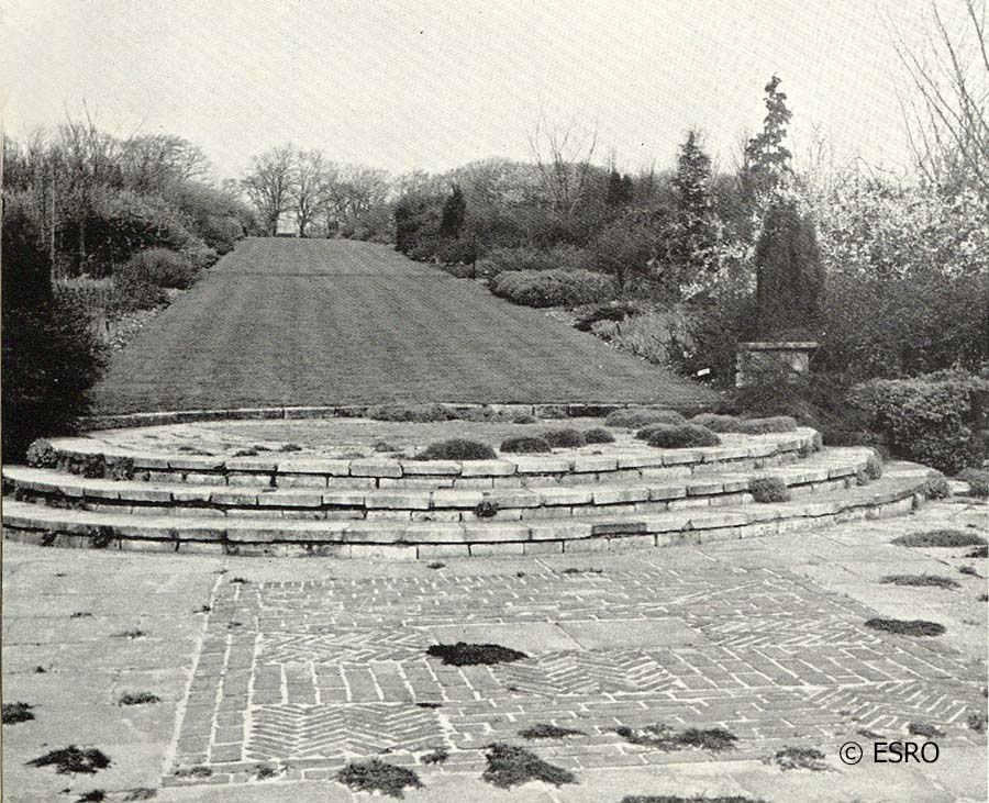 Outside walled garden BHTMP000043