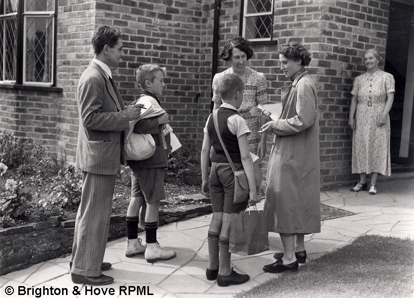 Evacuees at a house in Brighton